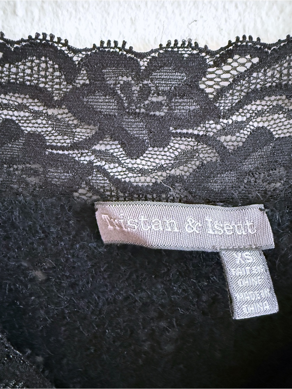 Y2K Tristan & Iseut Black Lace Knit Cami Tank Top Size XS - Picture 3 of 5